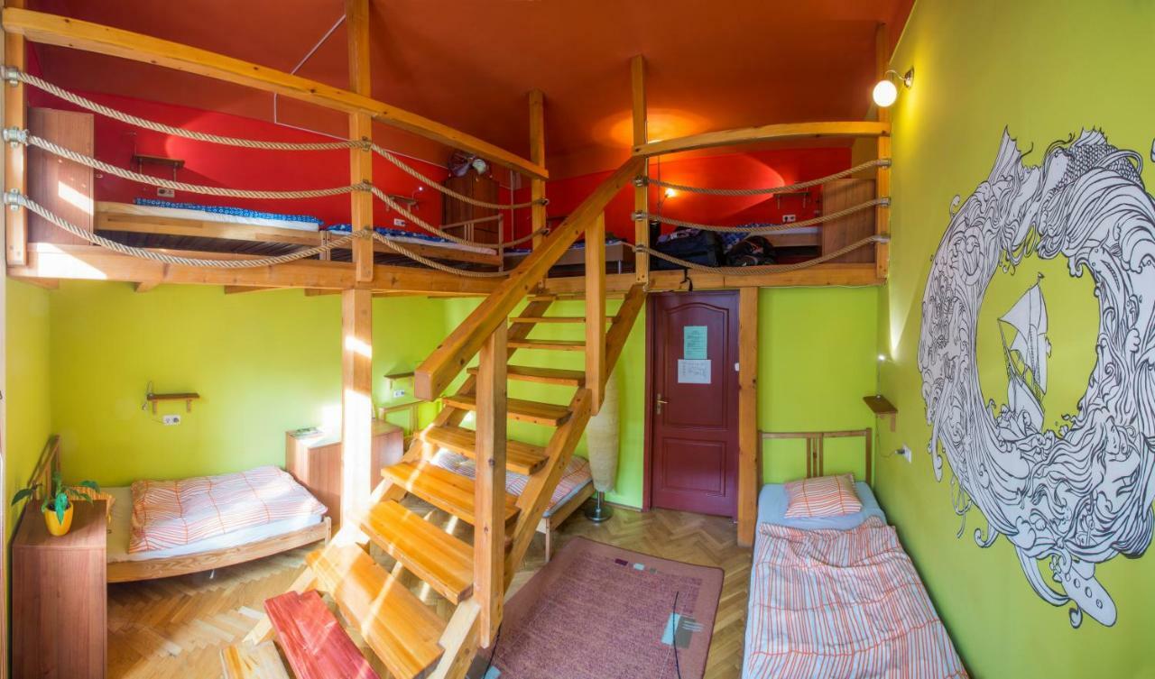 Big Fish Budapest Hostel Zewnętrze zdjęcie